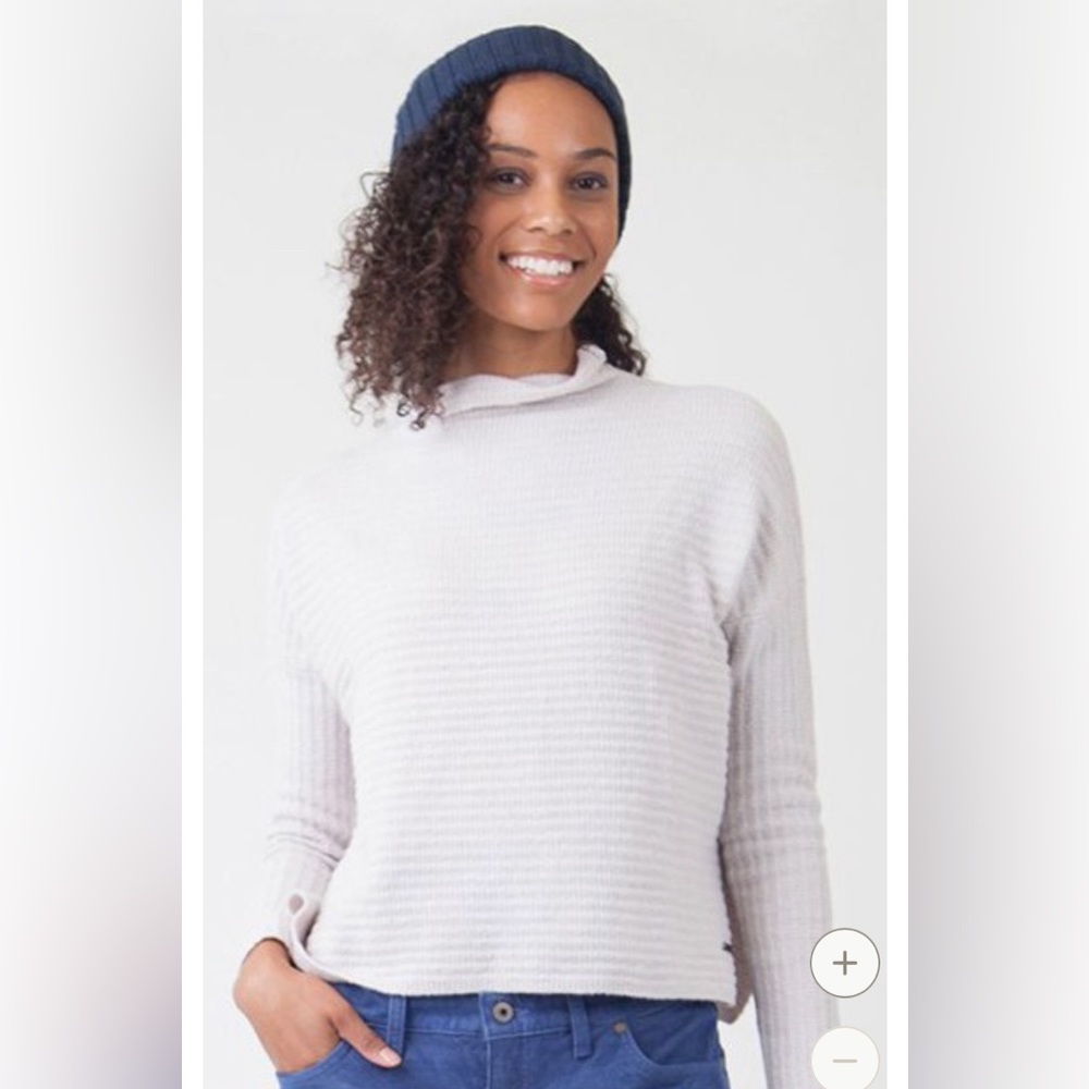 REI Carve Designs Cotton Blend Cream Turtleneck Sweater